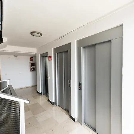 Malagasuite Getaway Apartamento *
