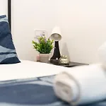 Malagasuite Getaway Апартаменти