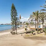 Malagasuite Getaway Торремолінос